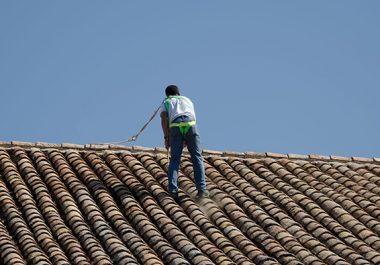 Démoussage toiture en Rhône-Alpes - Devis Gratuit